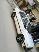 نيسان صني 1983, RF90742617