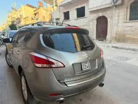 نيسان مورانو 2012, RF16381727
