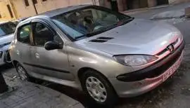 بيجو 206 2003, حلب, RF10904312