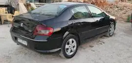 بيجو 407 2010, RF21224681