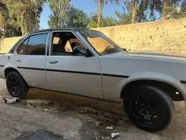 أوبل أسكونا 1976 للبيع, RF14793372
