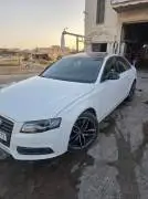 اودي A4 2010, RF18185424