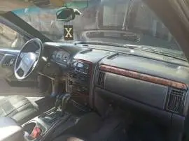 جيب شيروكي 2000, حماة, RF70970651