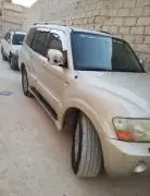 ميتسوبيشي باجيرو 2005, RF63754108