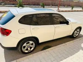 BMW 2010, Raqqa, RF10026286