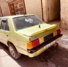 ميتسوبيشي لانسر 1983, حلب, RF25740620