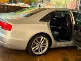 اودي A8 2012, دمشق, RF15036032
