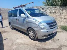 هيونداي اتش 1 2010, RF15438975