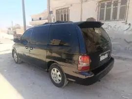 كيا كرنفال 2003, RF53488071