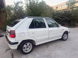 سكودا فينيسيا 2003, RF20187728