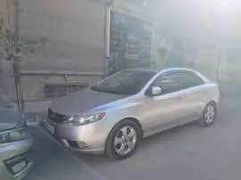 كيا فورتي 2010, RF95896178