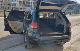 جيب شيروكي 2014, حلب, RF16625700