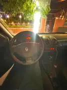 Renault 2011, RF43565904