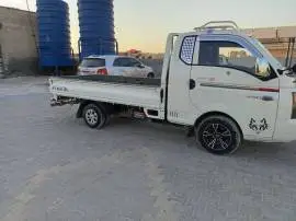 سيارة بورتر 2006, RF64035884