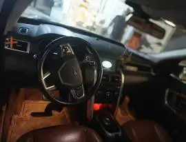 لاند روفر ديسكوفري 2016, RF16930820