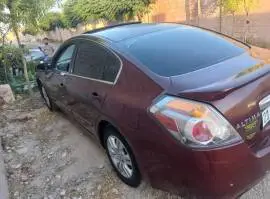 نيسان التيما 2012, دمشق, RF12490550