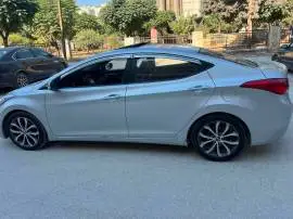 هيونداي ألنترا 2014, حلب, RF20446731