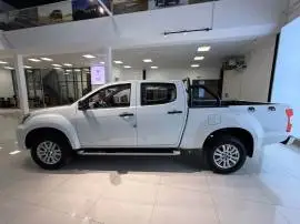ايسوزو ريماكس 2023, RF17345041