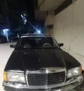 مارسيدس تمساحة 280 سنة 1990, دمشق, RF37277834