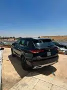 ميتسوبيشي اوتلاندر 2025, RF58544044