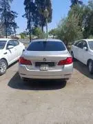 بي إم دبليو 528 2011, RF80757543