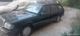 Mercedes E300 1992, RF11714948