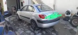 كيا ريو 2009, RF91388586