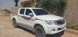 تويوتا هايلوكس 2015, RF47134154