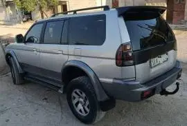 جيب مستبيشي باجيرو 2001, إدلب, RF16393877