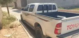 تويوتا هايلوكس 2015, RF75651466