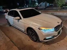 بي ام 750 2016, حلب, RF12836730
