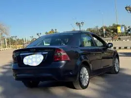 Ford Titanium 2010, RF70061740