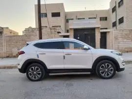 Hyundai Tucson 2016, Hama, RF10253382