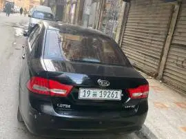 كيا أوبتما 2009, حلب, RF43046389