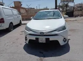 تويوتا كورولا هايبرد 2017, RF10429496