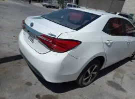 تويوتا كورولا هايبرد 2017, RF10429496