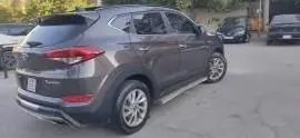 هيونداي توسان 2016, دمشق, RF49117155
