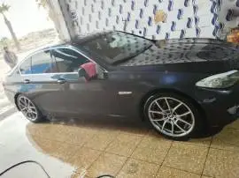 بي إم دبليو 520b موديل 2012, RF44960474