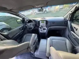 Hyundai Grand Starex H1 2012 for Sale