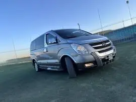 Hyundai Grand Starex H1 2012 for Sale