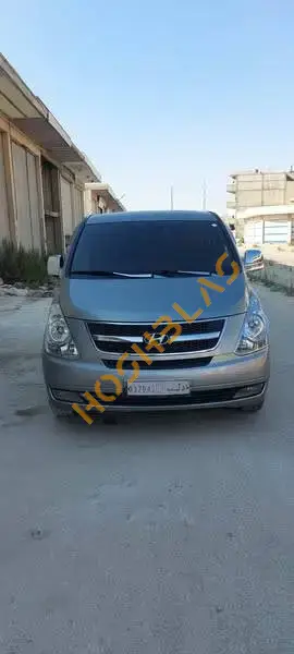 Hyundai H1 2011