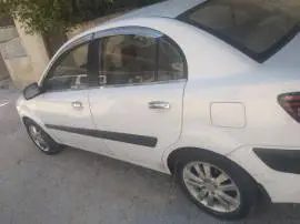 كيا ريو 2007