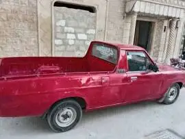 نيسان ١٢٠٠ 1992