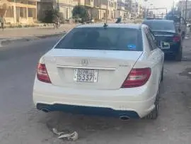 مرسيدس C300 موديل 2012