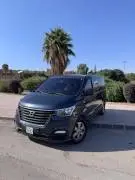 فان هيونداي جراند H1 2018