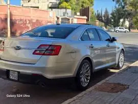 Ford Taurus 2014