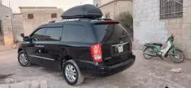 Kia Carnival 2012