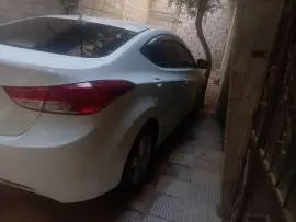 النترا 2012 للبيع