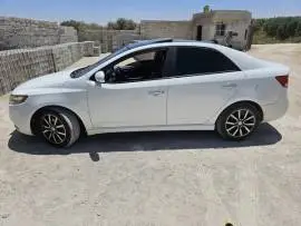 كيا فورتي 2010