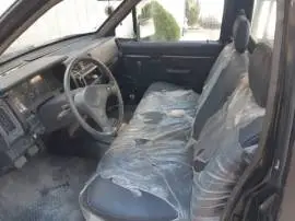 نيسان بيكاب 1993 للبيع